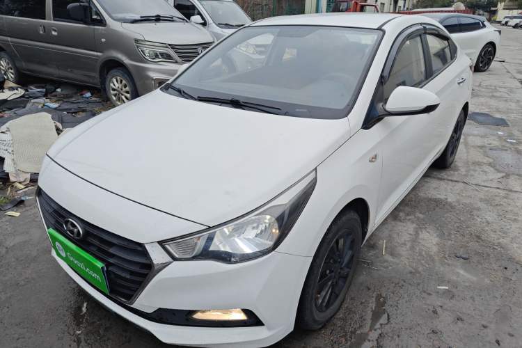 Used Hyundai Verna (new generation) 2016 1.4L Manual Cool Edition GLS