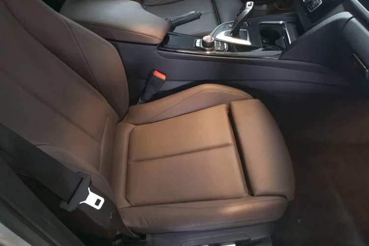 Used BMW 3 Series 2018 320Li Fashion Model
