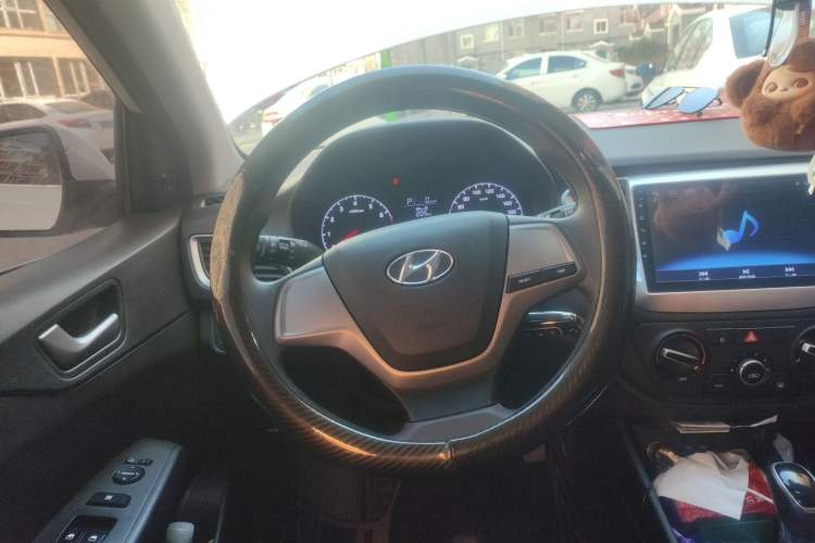 Used Hyundai Verna (new generation) 2016 1.4L Automatic Cool Edition GLS
