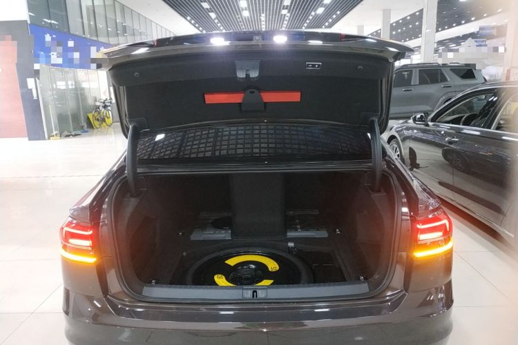 Used Volkswagen Phideon 2016 480 V6 4x4 Executive Flagship Edition
