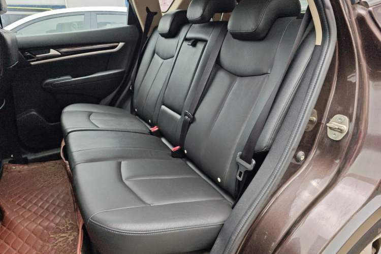 Used Dongfeng Aeolus AX7 2016 2.0L Automatic Zhiyi Trim Left Rear Seat