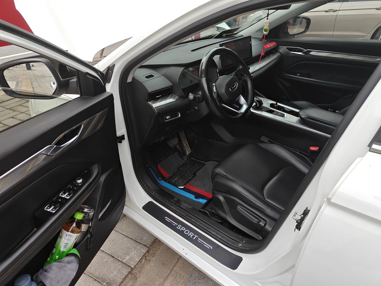 Geely Auto Emgrand L HiP 2022 1.5TD-DHT Pro 100KM Super Clean — снимка 16
