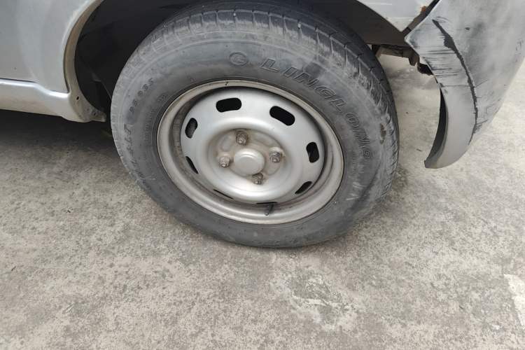 Used BAIC Weiwang 306 2016 1.2L Basic Version 7 Seats A12 China IV Emission Standard
