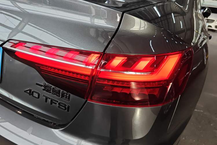 Used Audi A4L 2023 40 TFSI Luxury Dynamic Model Right Rear Taillight