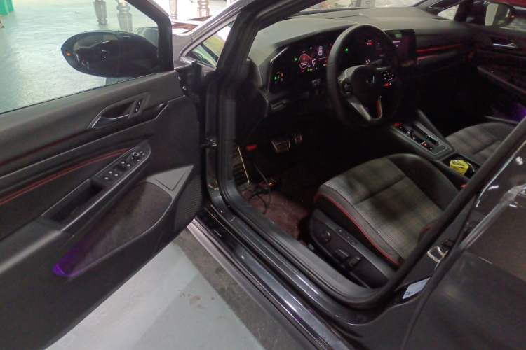 Used Volkswagen Golf GTI 2021 Facelift 380TSI DSG GTI
