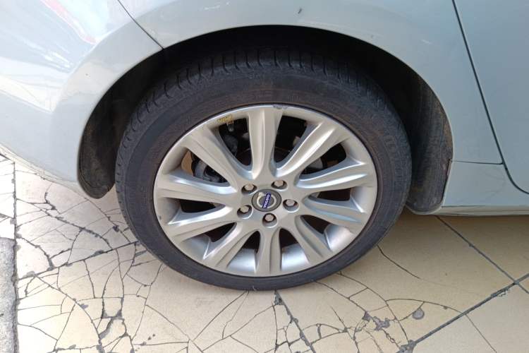 Used Volvo V40 2014 2.0T Zhiya Edition