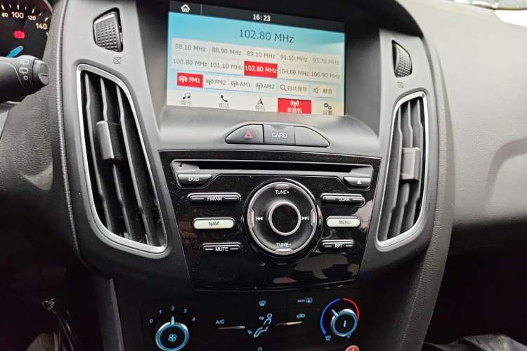 Used Ford Focus 2018 Hatchback Classic 1.6L Automatic Comfort Plus SmartDrive Edition
