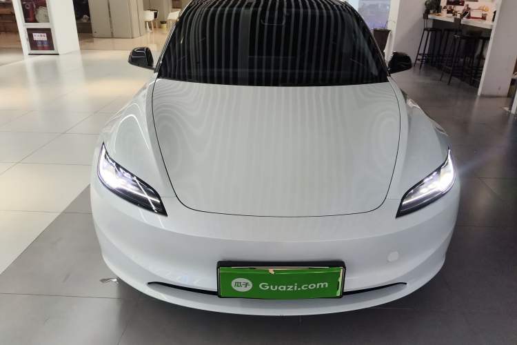 Used Tesla Model 3 2023 Rear-Wheel-Drive Version