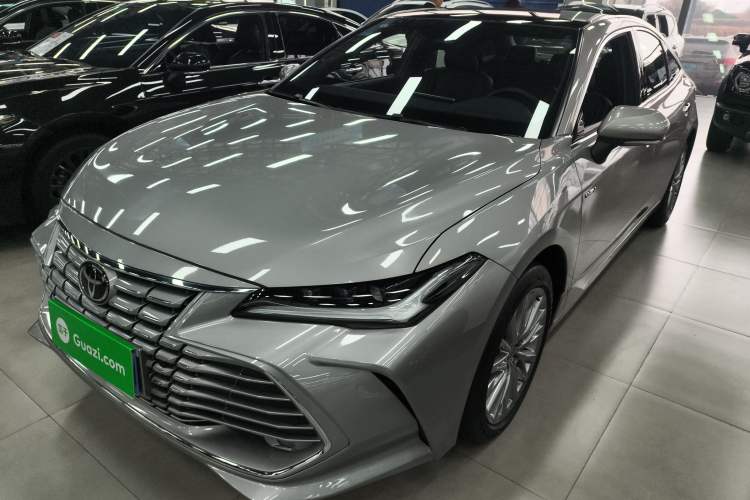 Used Toyota Avalon 2024 Dual-Motor 2.0L Luxury Edition