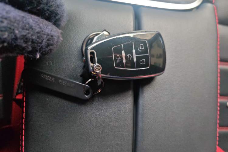 Used BAIC Off-Road BJ40 2018 PLUS 2.3T Automatic Four-Wheel Drive Flagship Version China V Emission Standard
