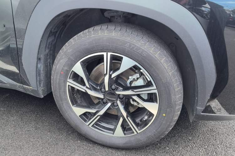 Used Geely Auto FX11 2025 4th Generation 1.5TD DCT – The Start