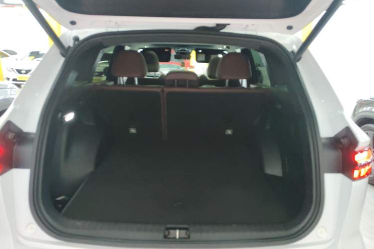 Used Geely Auto Monjaro L 2021 2.0TD DCT EVO Two-Wheel Drive Smart Luxury Version
