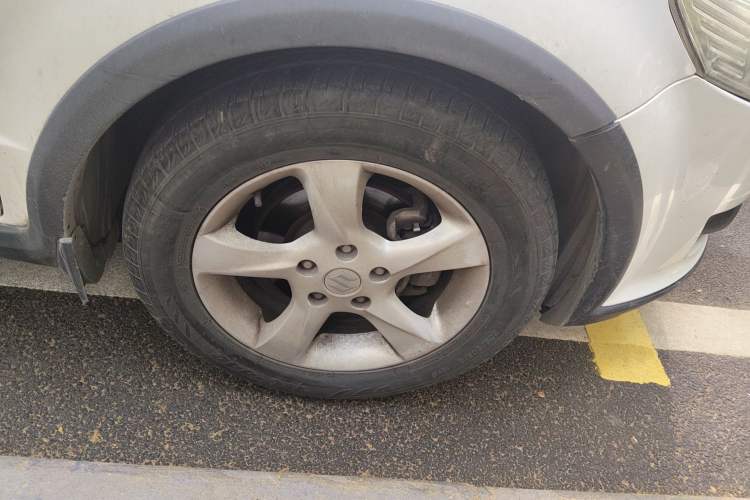 Used Suzuki SX4 2012 1.6L Automatic Ruiqi Model Right Front Wheel Hub