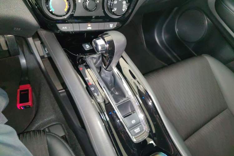 Used Honda Vezel 2020 1.5L CVT Pioneer Edition