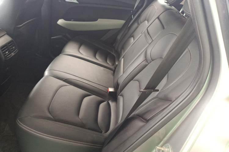 Used Baojun 530 2019 1.5T CVT Prestige Version China VI Left Rear Seat