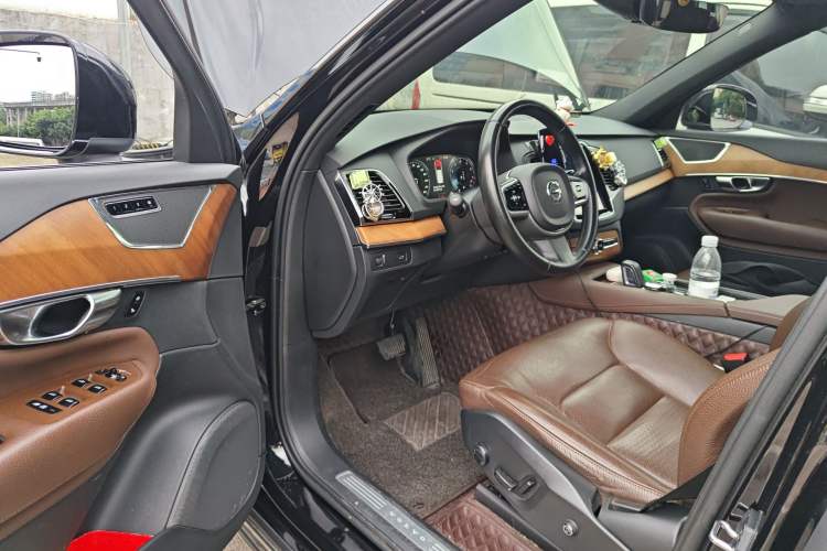 Used Volvo XC90 2021 B6 Zhiyi Luxury Edition 7-Seater Driver Seat