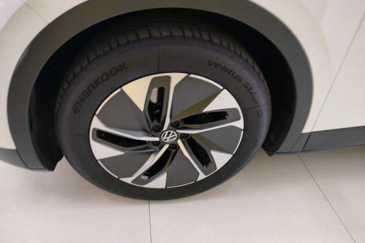 Used Volkswagen ID.4 CROZZ 2024 Pure Edition Limited Edition Left Front Wheel Hub