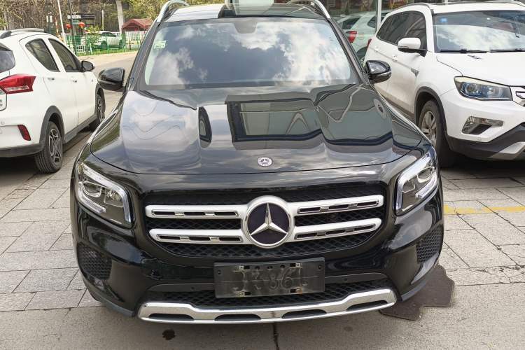 Used Mercedes-Benz GLB 2020 GLB 200 Dynamic Edition Front