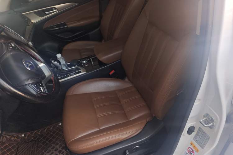 Used CHANGAN CS95 2017 2.0T Two-Wheel Drive Zhiyuan Edition