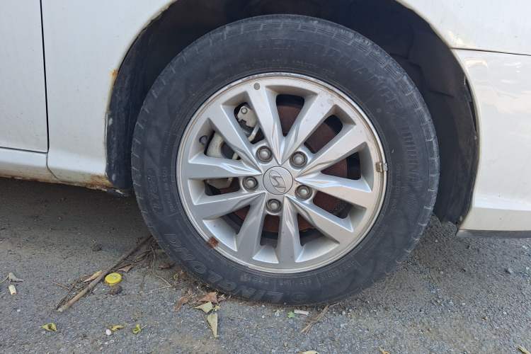 Used Hyundai Celesta 2011 1.6L Manual Comfort Edition