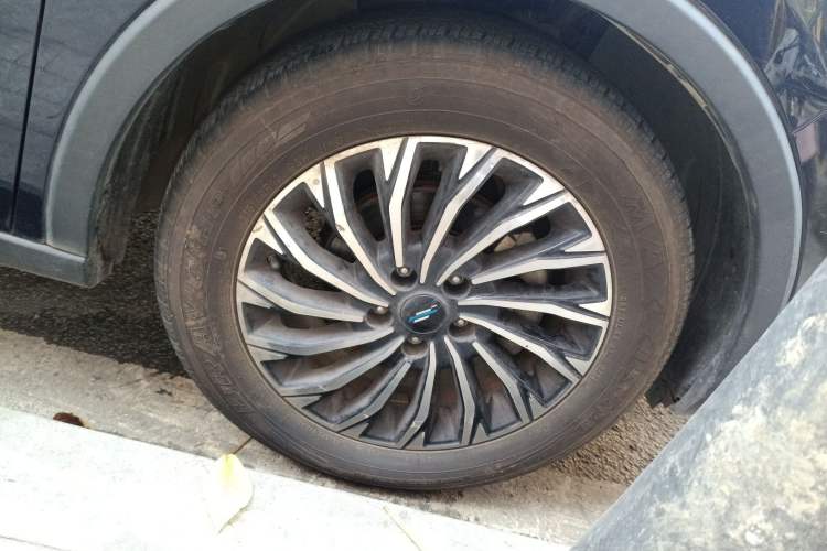 Used CHANGAN OSHAN Cosmos 2019 1.5T Manual Elite Version China V Standard
