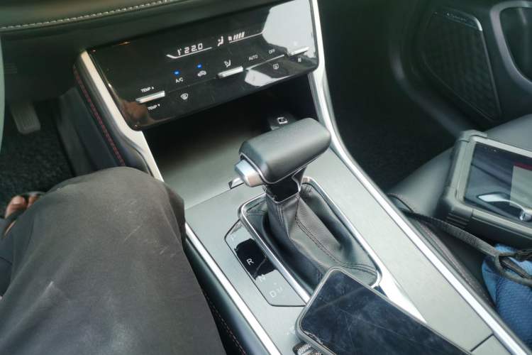 Used Changan CS75 2022 Blue Whale Edition 1.5T DCT Luxury Model
