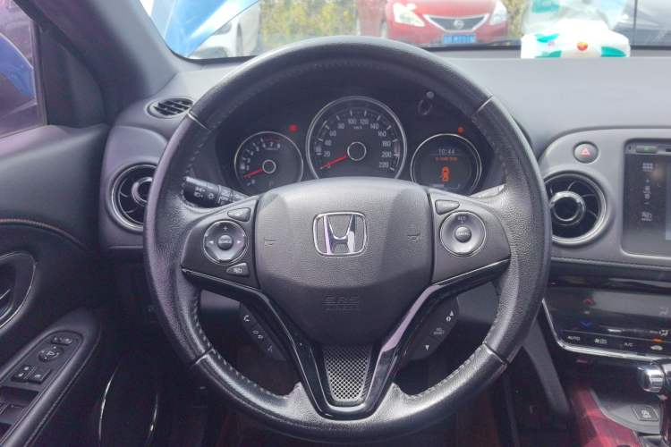 Used Honda XR-V 2015 1.8L VTi CVT Luxury Edition
