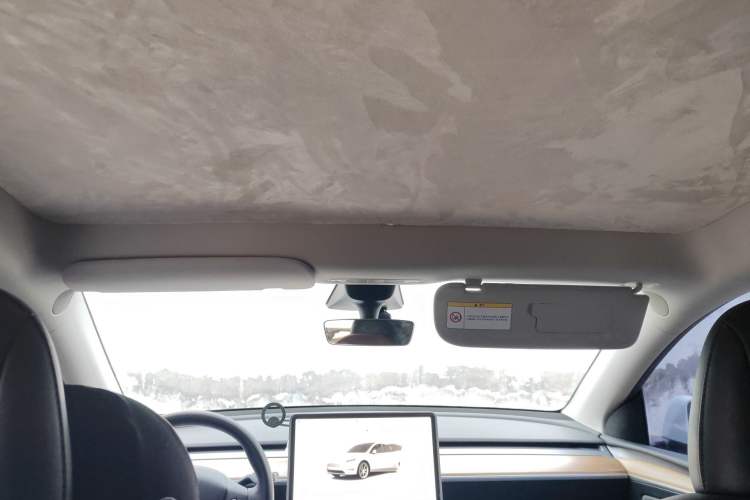 Used Tesla Model Y 2022 Long-Range All-Wheel-Drive Version