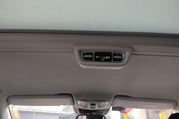 Used Mercedes-Benz V-Class 2017 V 260 Prestige Edition