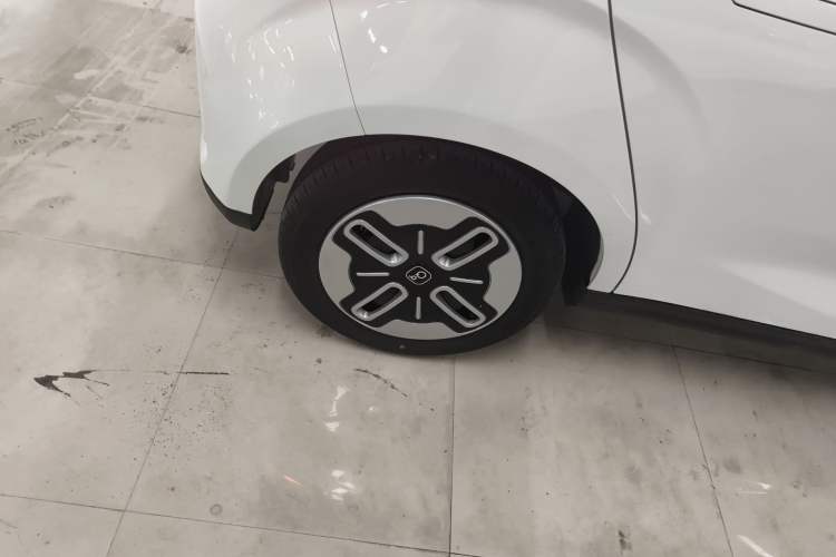 Used Chery Domi 2025 Model 405km Comfort Edition
