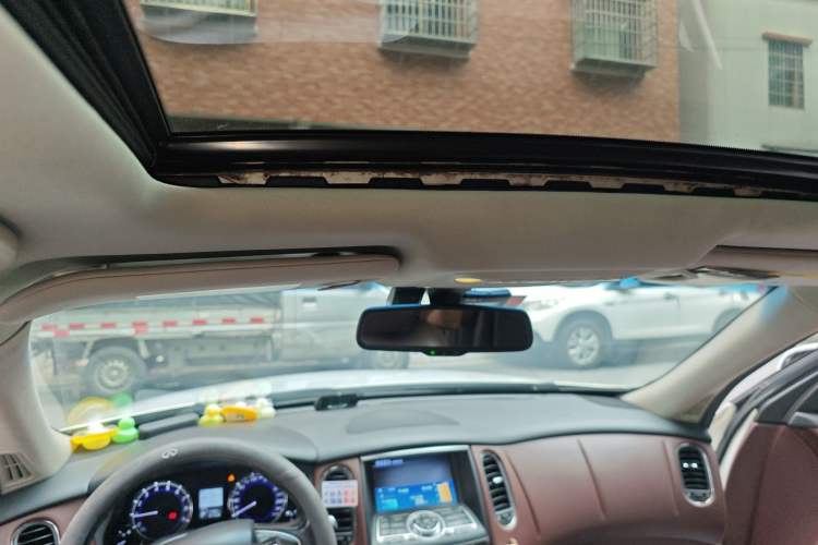 Used Infiniti QX50 2015 2.5L Enjoyment Edition