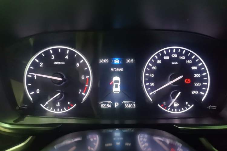 Used Dongfeng Fengon ix5 2019 220T CVT ZhiShang Trim China V Standard