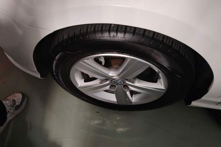 Used Volkswagen Lamando 2019 230TSI DSG Fashion Edition China VI
