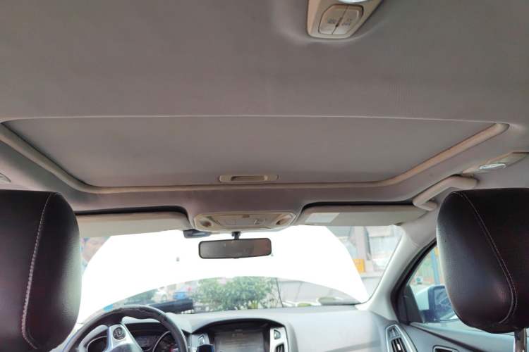 Used Ford Focus 2012 Sedan 1.6L Automatic Fashion Edition Headliner