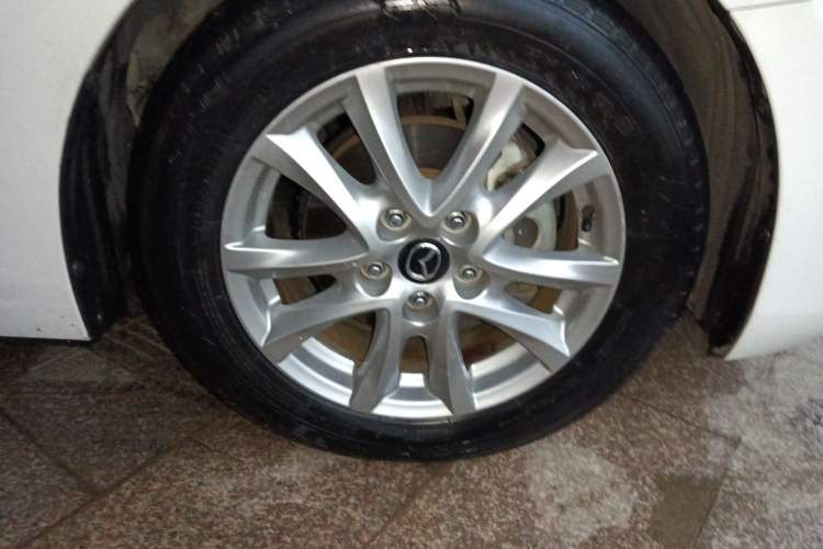 Used Mazda Mazda 3 Axela 2017 Sedan 1.5L Automatic Luxury Model China VI Standard