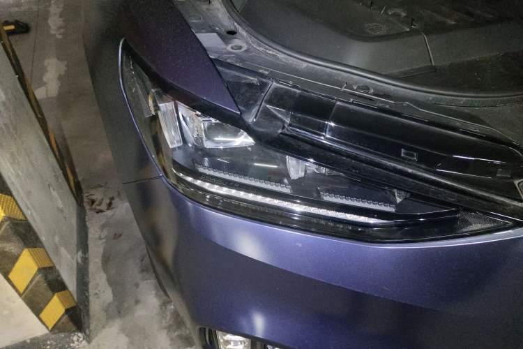 Used Wey VV6 2020 2.0T Two-Wheel Drive Smart Enjoyment+