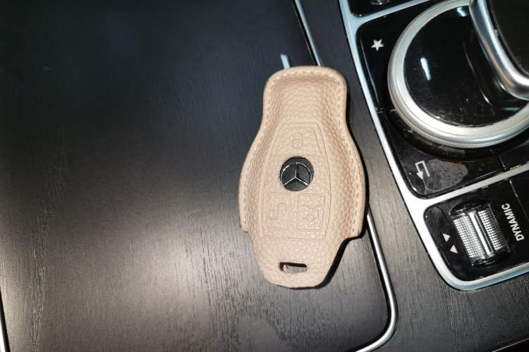 Used Mercedes-Benz C-Class 2018 C 200 L Sport Edition Vehicle Key