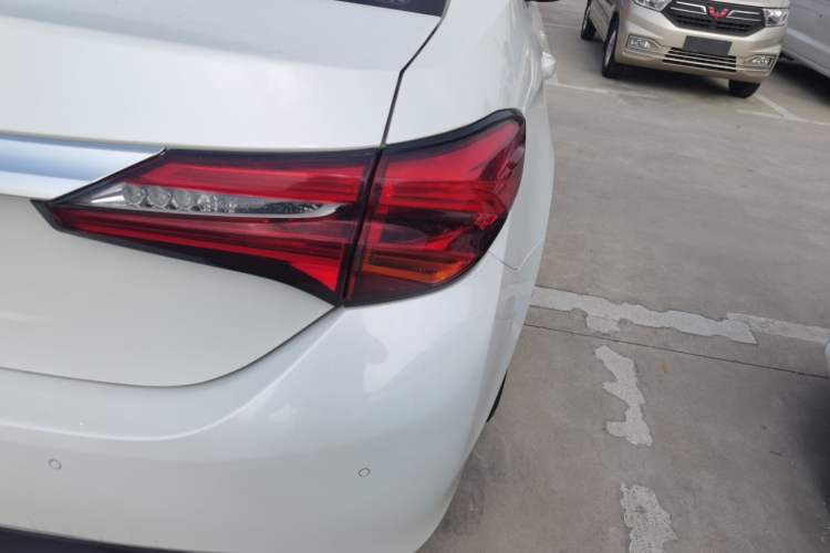 Used Toyota Levin 2017 Revised 185T CVT Elite Edition China V Standard Exterior 3