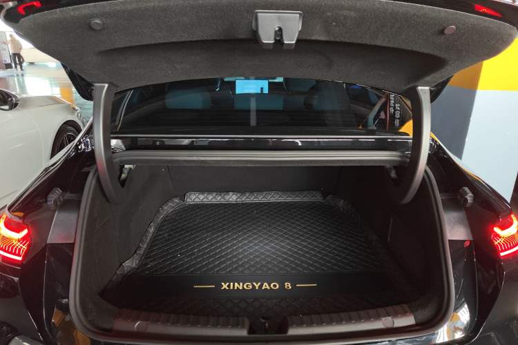 Used Geely Galaxy Galaxy 8 2025 130km EM-i Deluxe Edition