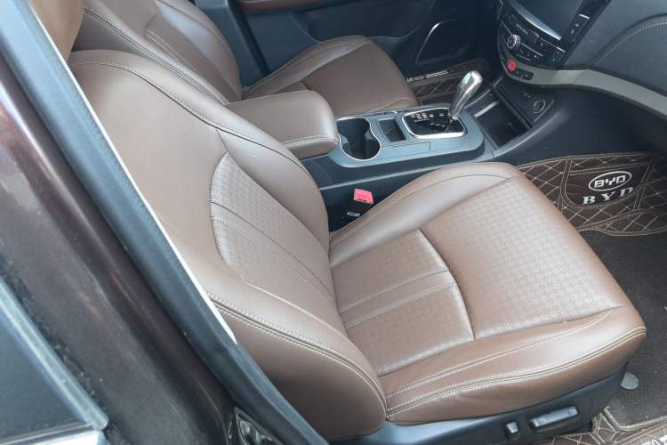 Used BYD S7 2015 2.0T Upgraded Automatic Flagship Version