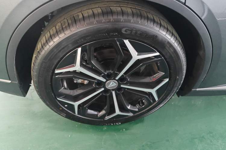 Used Deepal L07 2024 230Max Qiankun Intelligent Driving ADS SE Range-Extended Version