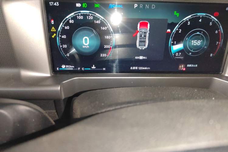 Used JETOUR Traveler 2023 2.0T All-Wheel-Drive CrossPRO Odometer Close Up