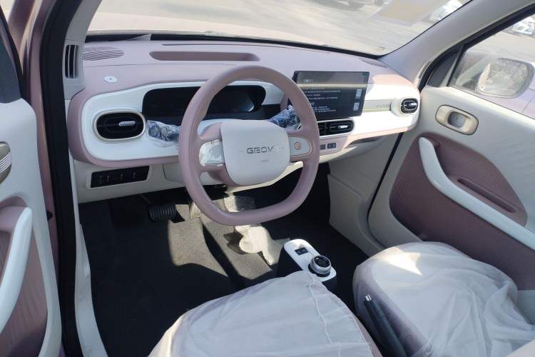 Used Geely Galaxy Panda 2025 210 km – Yuanqi Bear