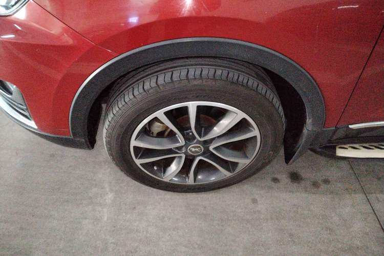 Used Hanteng X5 2018 1.5T CVT Luxury Edition Left Front Wheel Hub