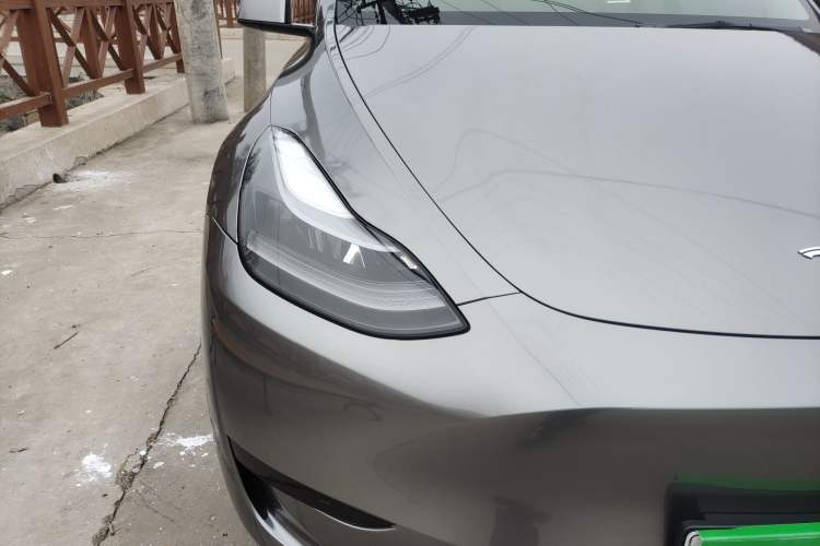 Used Tesla Model Y 2022 Rear-Wheel-Drive Version
