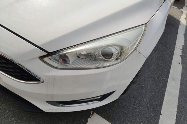 Used Ford Focus 2017 Hatchback 1.6L Automatic Fashion Edition Smart Drive Version
