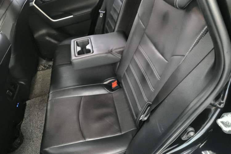 Used Toyota Wildlander 2022 2.0L CVT Two-Wheel Drive Luxury Edition