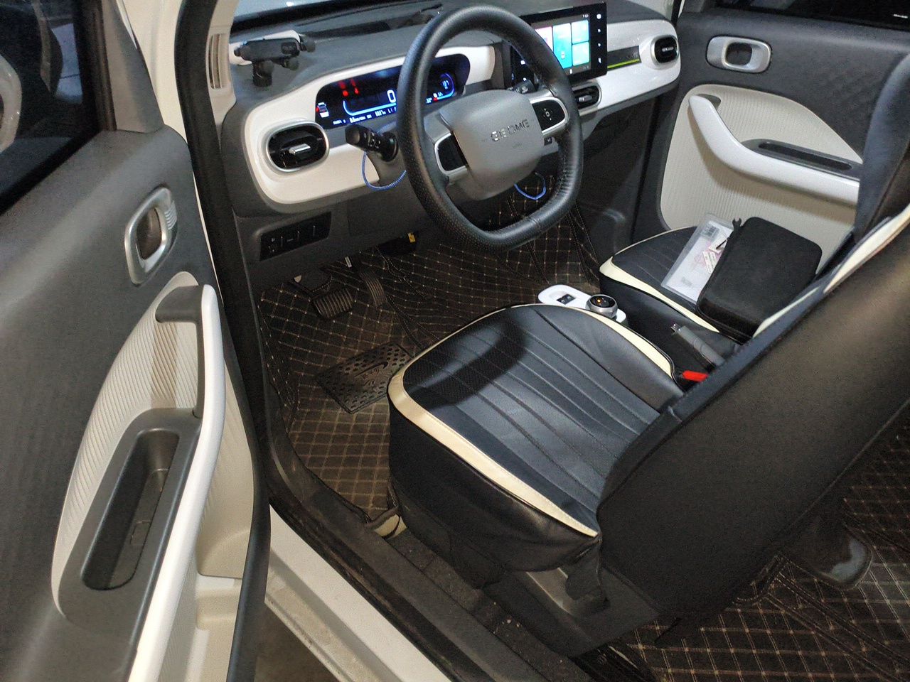 Geely Galaxy Panda 2025 210 km – Yuanqi Bear — снимка 16