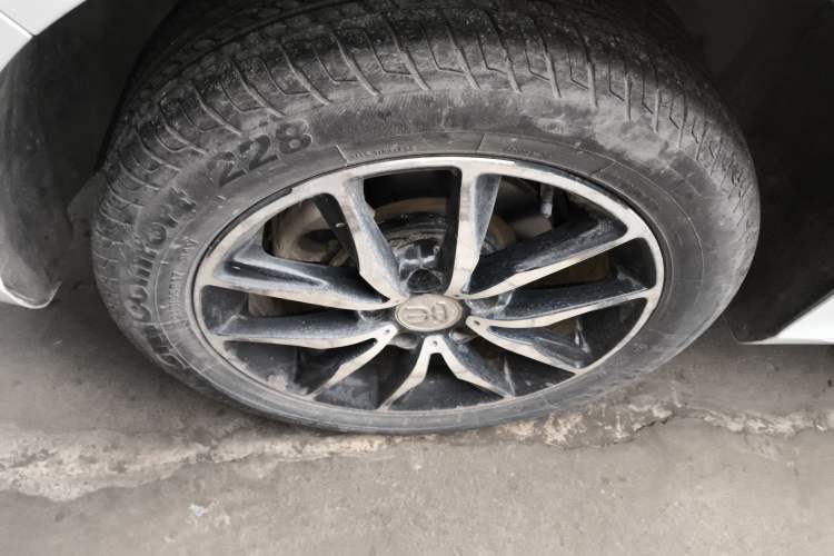 Used BYD Song MAX 2018 1.5T Automatic Smart Connect Elite Model with 6 Seats