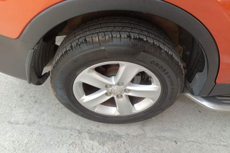 Used Toyota RAV4 2013 2.0L CVT Two-Wheel Drive Urban Edition
